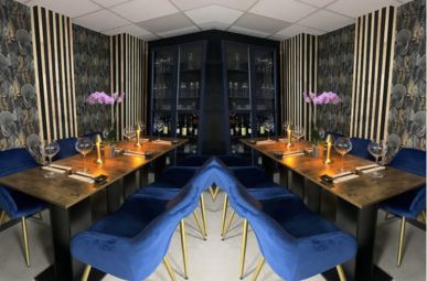 Intérieur restaurant sushi à Cannes